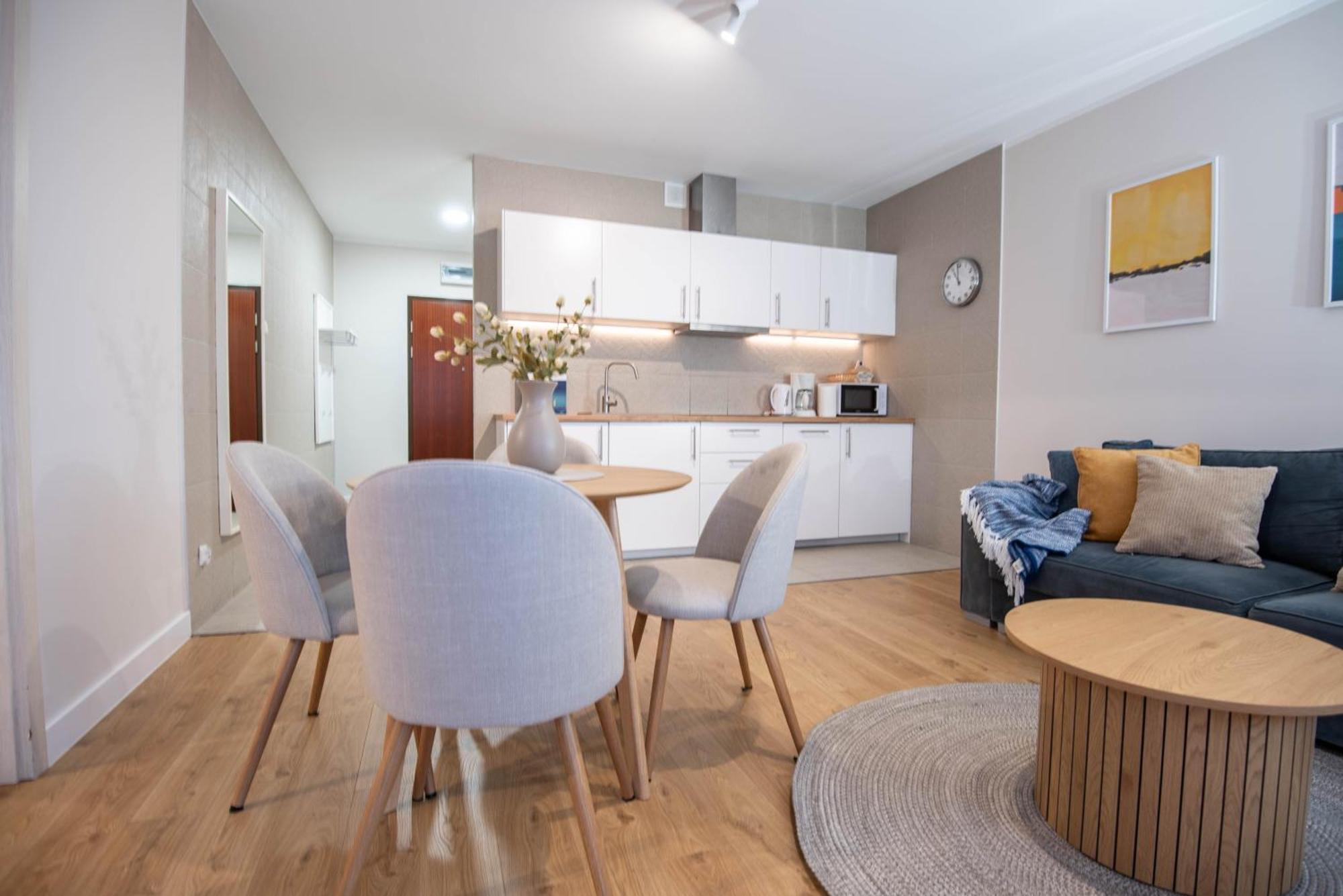 Apartamenty Na Wyspie - Villa Park - Parking سفينويتشي المظهر الخارجي الصورة